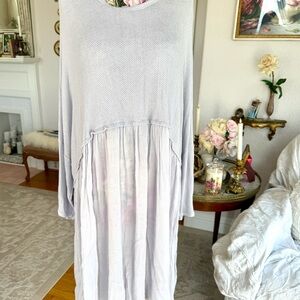 NWT Light lavender  Long Top with Sleeve xl